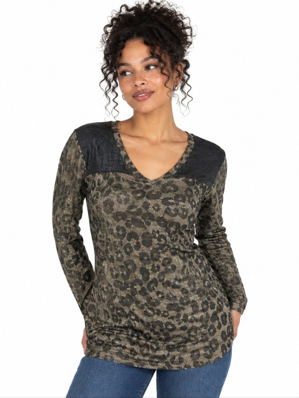 BKE Boutique Top XL Metallic Leopard Print V Neck Long Sleeve Y2K